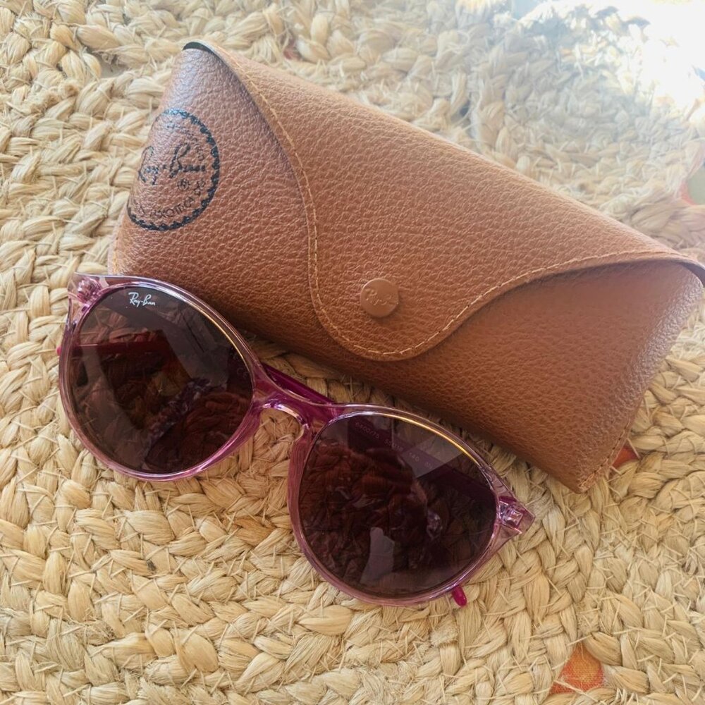 Ray ban